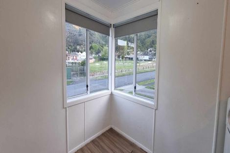 Photo of property in 69 Judd Crescent, Naenae, Lower Hutt, 5011