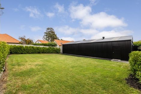 Photo of property in 5 Arataki Road, Havelock North, 4130