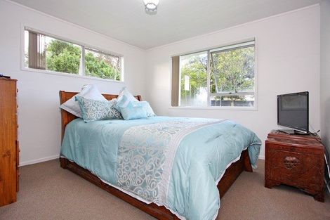 Photo of property in 28 Kivell Close, Mangere East, Auckland, 2024