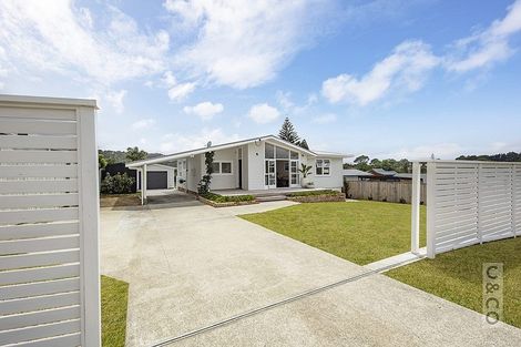 Photo of property in 25 Maude Street, Riverhead, 0820