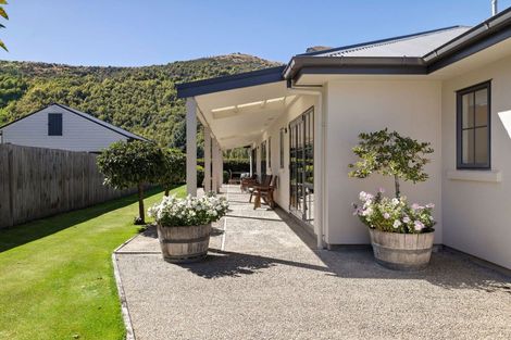 Photo of property in 4 Innes Place, Arrowtown, 9302