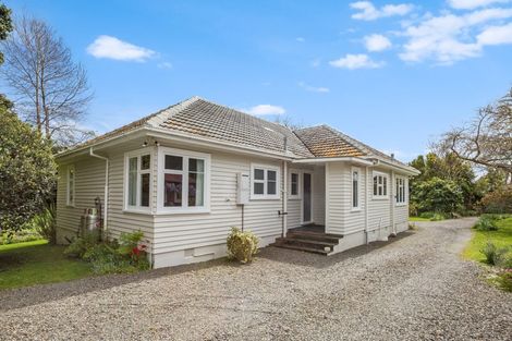 Photo of property in 31-33 Karu Crescent, Waikanae, 5036