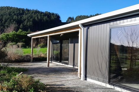 Photo of property in 28 Eastern Rise, Manakau, Levin, 5573