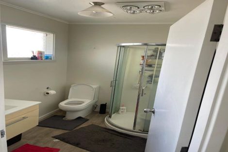 Photo of property in 2/8a Kauri Street, Riccarton, Christchurch, 8041