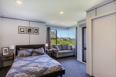 Photo of property in 23 Harvey Street, Waipahihi, Taupo, 3330