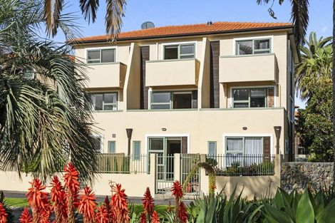 Photo of property in 2/595 Laurie Southwick Parade, Gulf Harbour, Whangaparaoa, 0930