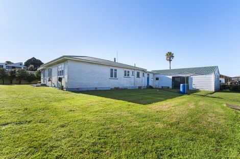 Photo of property in 260 Pukehina Parade, Pukehina, Te Puke, 3189