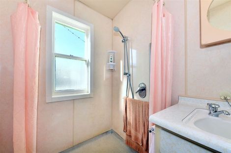 Photo of property in 27 Mackenzie Avenue, Woolston, Christchurch, 8023