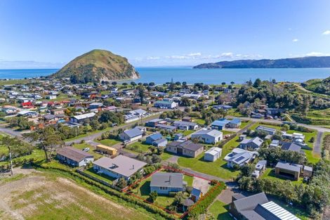 Photo of property in 15b Ratau Street, Mahia, 4198