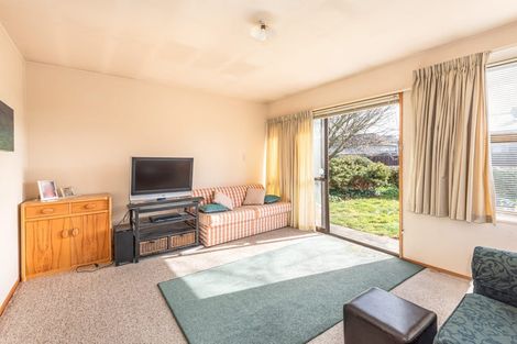 Photo of property in 2/195 Linwood Avenue, Linwood, Christchurch, 8011