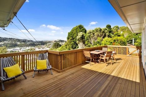 Photo of property in 66 Frankmoore Avenue, Johnsonville, Wellington, 6037