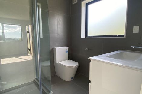 Photo of property in 31b Weldene Avenue, Glenfield, Auckland, 0629