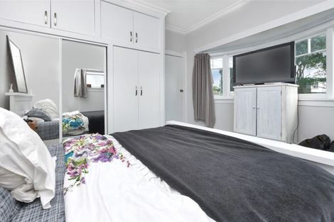Photo of property in 23 Brandon Road, Glen Eden, Auckland, 0602
