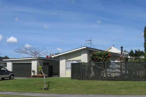 Photo of property in 20 Tawavale Street, Pukehangi, Rotorua, 3015