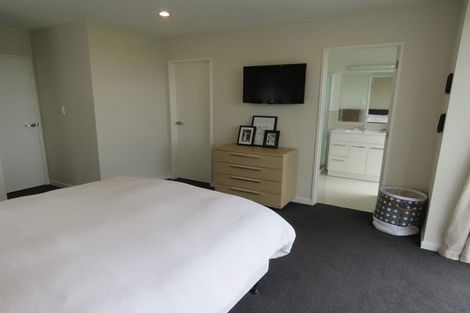 Photo of property in 15 Popokatea Drive, Takanini, 2112
