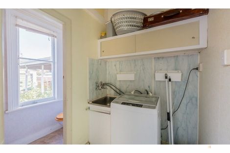 Photo of property in 30 Rhodes Street, Waimate, 7924