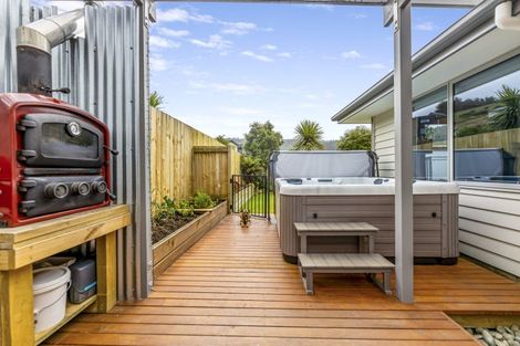 Photo of property in 8 Glendermid Close, Sawyers Bay, Port Chalmers, 9023