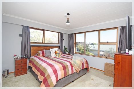 Photo of property in 30a Avenue Road, Foxton, 4814