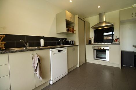 Photo of property in 2 Little Oaks Drive, Yaldhurst, Christchurch, 8042
