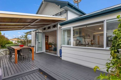 Photo of property in 173 Waihi Road, Hawera, 4610