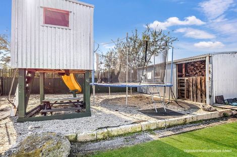 Photo of property in 18 Harlech Street, Oamaru North, Oamaru, 9400