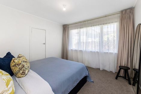 Photo of property in 40 Rosier Road, Glen Eden, Auckland, 0602