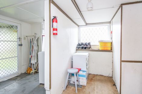 Photo of property in 40 Mason Street, New Lynn, Auckland, 0600