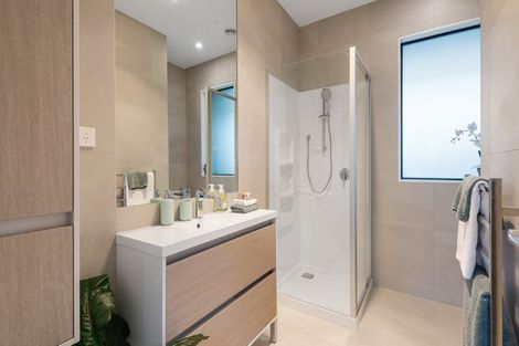 Photo of property in 2 Kuparu Lane, Red Beach, 0932