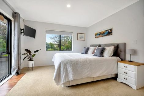 Photo of property in 3 Ron Wyatt Lane, Waiuku, 2123