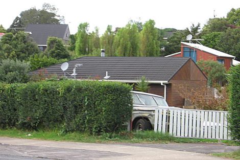 Photo of property in 100c Godley Road, Green Bay, Auckland, 0604