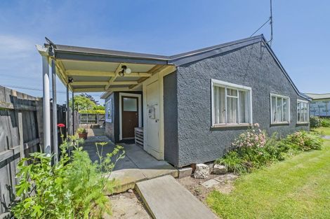 Photo of property in 12 Gift Street, Coalgate, 7673