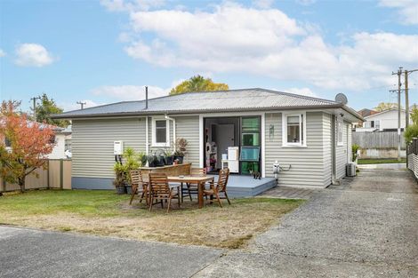 Photo of property in 82 Urlich Avenue, Melville, Hamilton, 3206