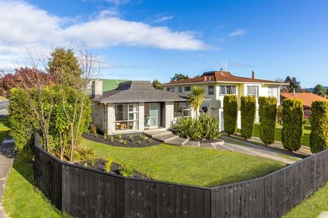 Photo of property in 55 Hawai Street, Two Mile Bay, Taupo, 3330