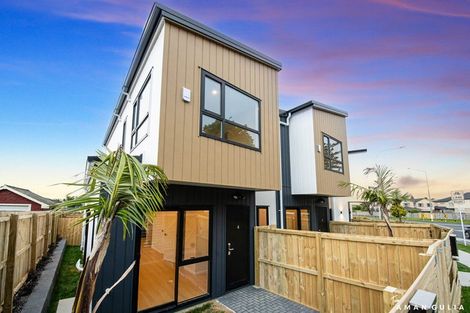 Photo of property in 155 Te Atatu Road, Te Atatu South, Auckland, 0610