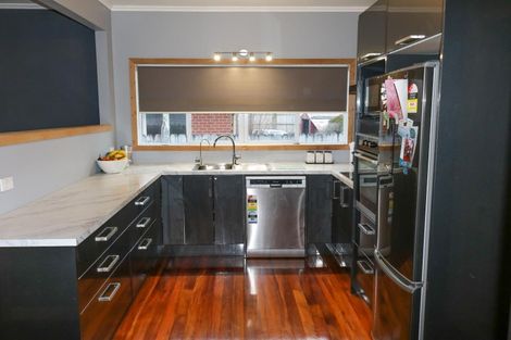 Photo of property in 74 King Street, Waiuku, 2123