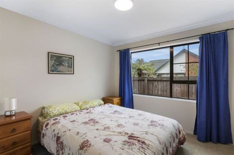 Photo of property in 27 Royleen Street, Casebrook, Christchurch, 8051