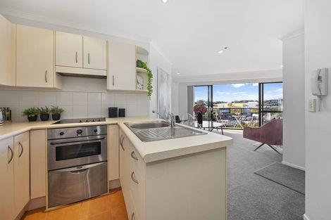 Photo of property in The Rennaissance, 4g/18 Ronwood Avenue, Manukau, Auckland, 2104