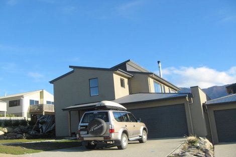 Photo of property in 106b Kings Drive, Wanaka, 9305