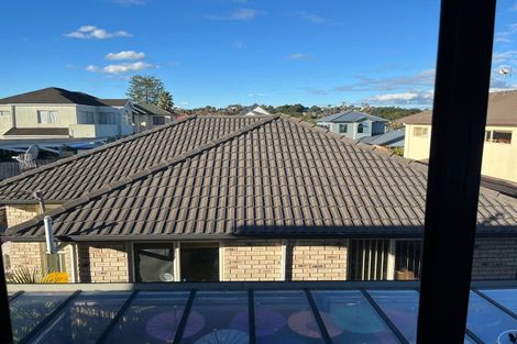 Photo of property in 1/14 Wilisa Rise, Goodwood Heights, Auckland, 2105