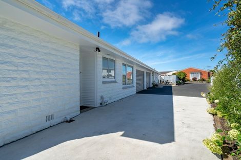 Photo of property in 99a Easther Crescent, Kew, Dunedin, 9012