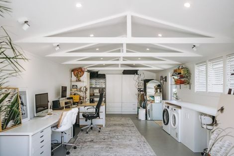 Photo of property in 15 Tutchen Avenue, Raglan, 3225