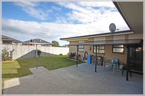 Photo of property in 25 Story Street, Foxton Beach, Foxton, 4815