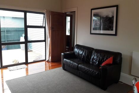 Photo of property in 59 Bowhill Road, New Brighton, Christchurch, 8083
