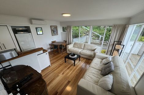 Photo of property in 37 Putnam Street, Northland, Wellington, 6012