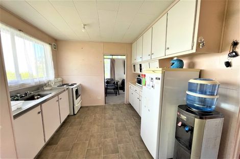 Photo of property in 10 Hewlett Road, Massey, Auckland, 0614