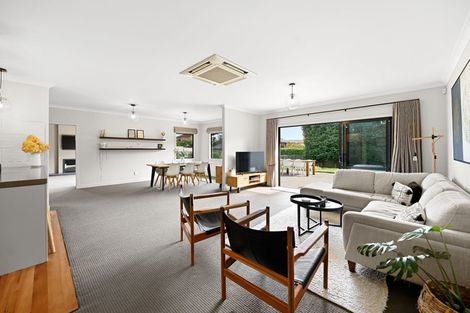 Photo of property in 14 Winslow Court, Huntington, Hamilton, 3210