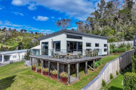 Photo of property in 20 Ross Place, Whiritoa, Whangamata, 3691