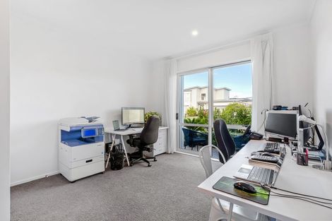 Photo of property in 9 Symes Drive, Red Beach, 0932