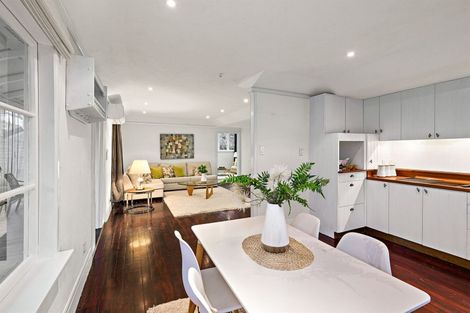 Photo of property in 1/86 Beach Road, Castor Bay, Auckland, 0620