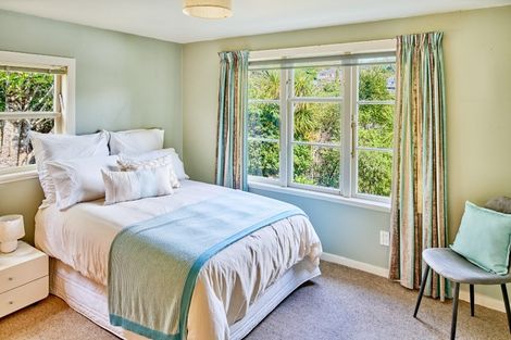 Photo of property in 13 Warwick Street, Wilton, Wellington, 6012